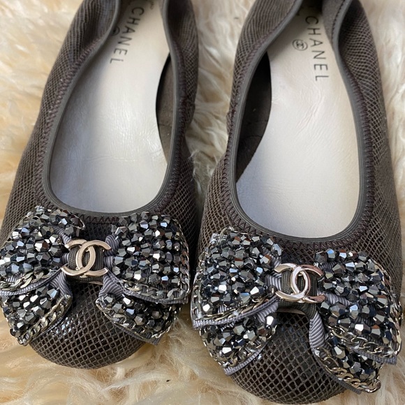 CHANEL sparkle bead bow flats - Picture 2 of 4